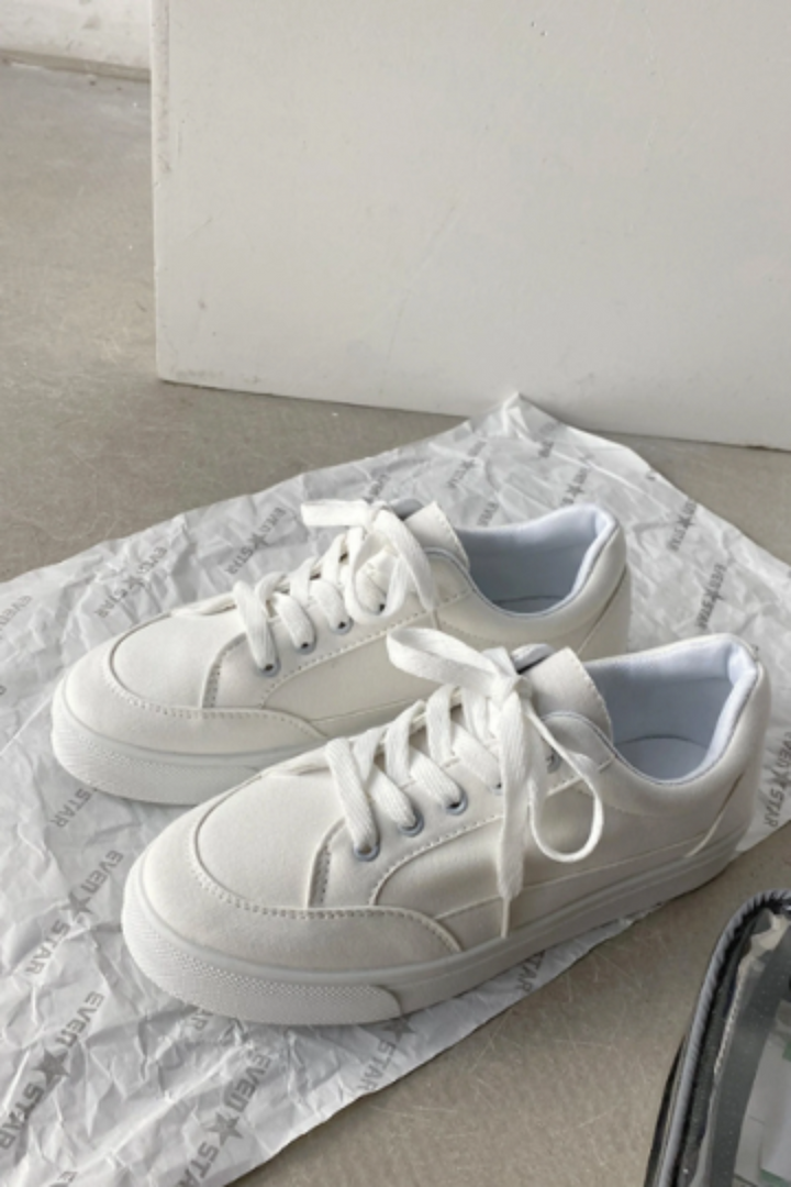 Ox White Sneakers, Lace Up Shoes, Chunky Trainers