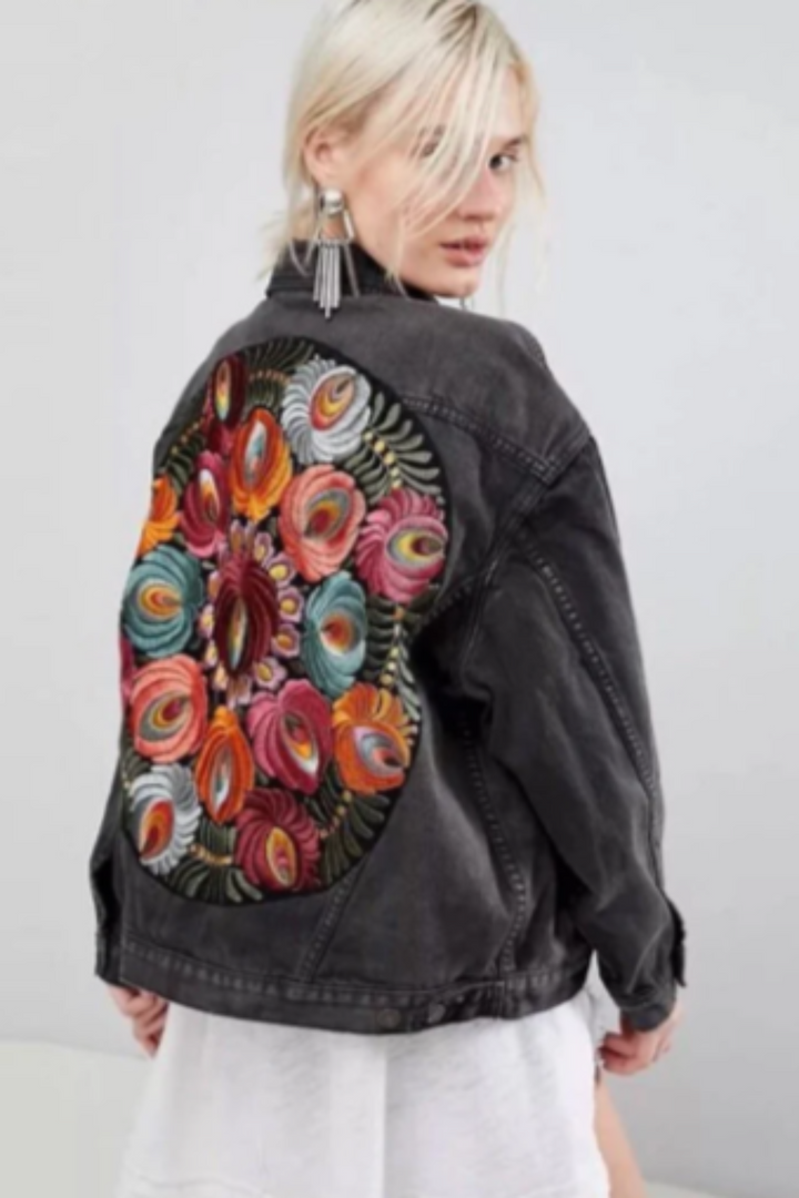 Denim Jacket with Floral Embroidered Back, Bohemian Jeans Jacket, Boho Retro, Hippie, Bomber Jacket, Cropped, Baggy Casual for Summer Autumn