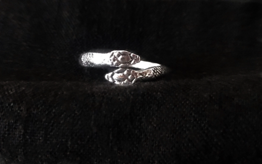 Snake Ring, Silver Ring, Adjustable ring, Ideal for Party, Gift