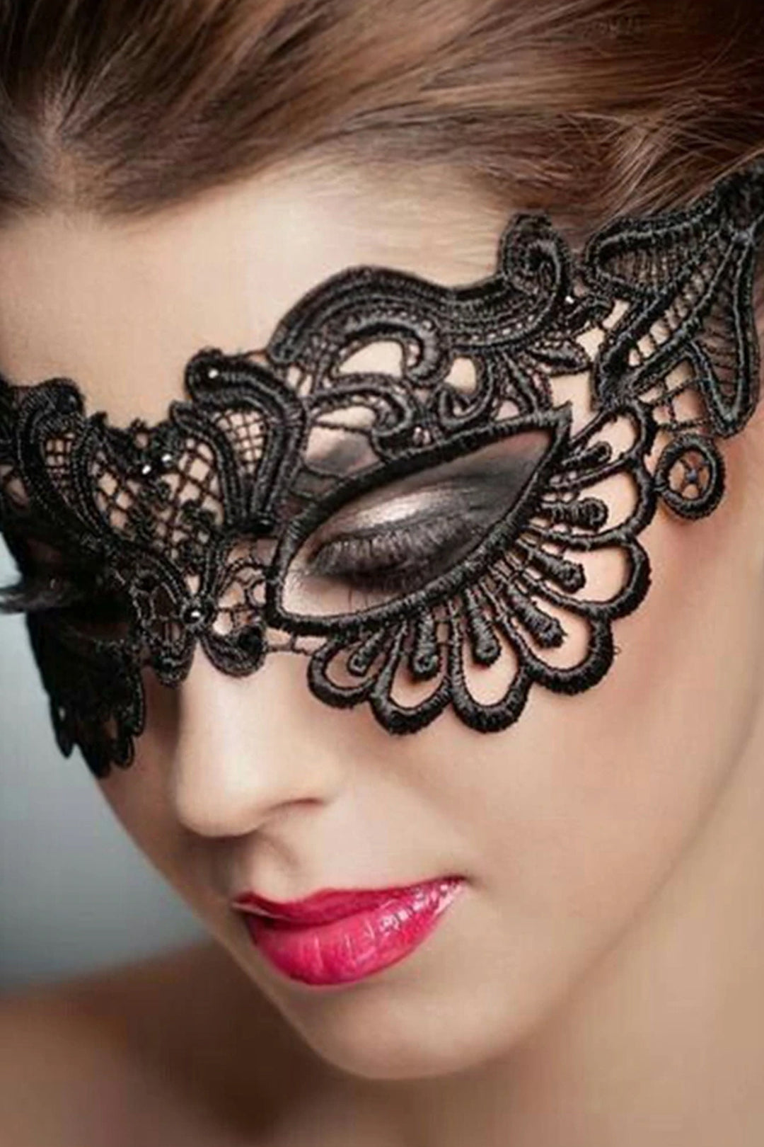 Lace Masquerade Face Mask, Adjustable Beautiful Black Lace Mask, Perfect for Parties, Fancy Dress, Prom, Halloween