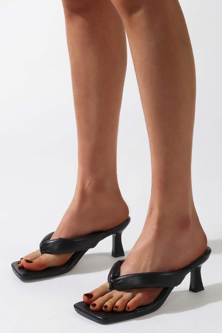 Minimalist Black Thong Stiletto Heeled Sandals, Square Toe Sandal Heels, Flip Flop Heels