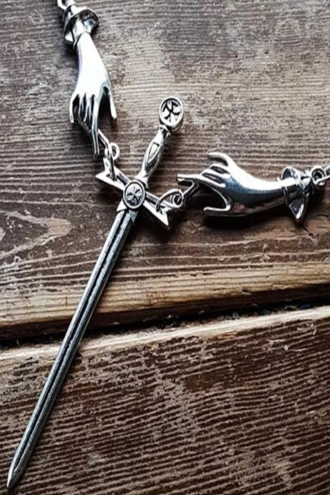 Sword hand Necklace Silver Color pendant Gothic jewelry Dark Fantasy Lady Hand dagger men women gift statement satanic 2020 new long fashion