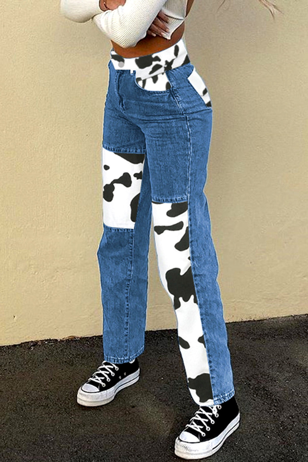 Cow Print Patchwork Jeans, Blue Wash Jeans, Graphic Cow Print High Waisted Wide Fit Straight Leg Jeans