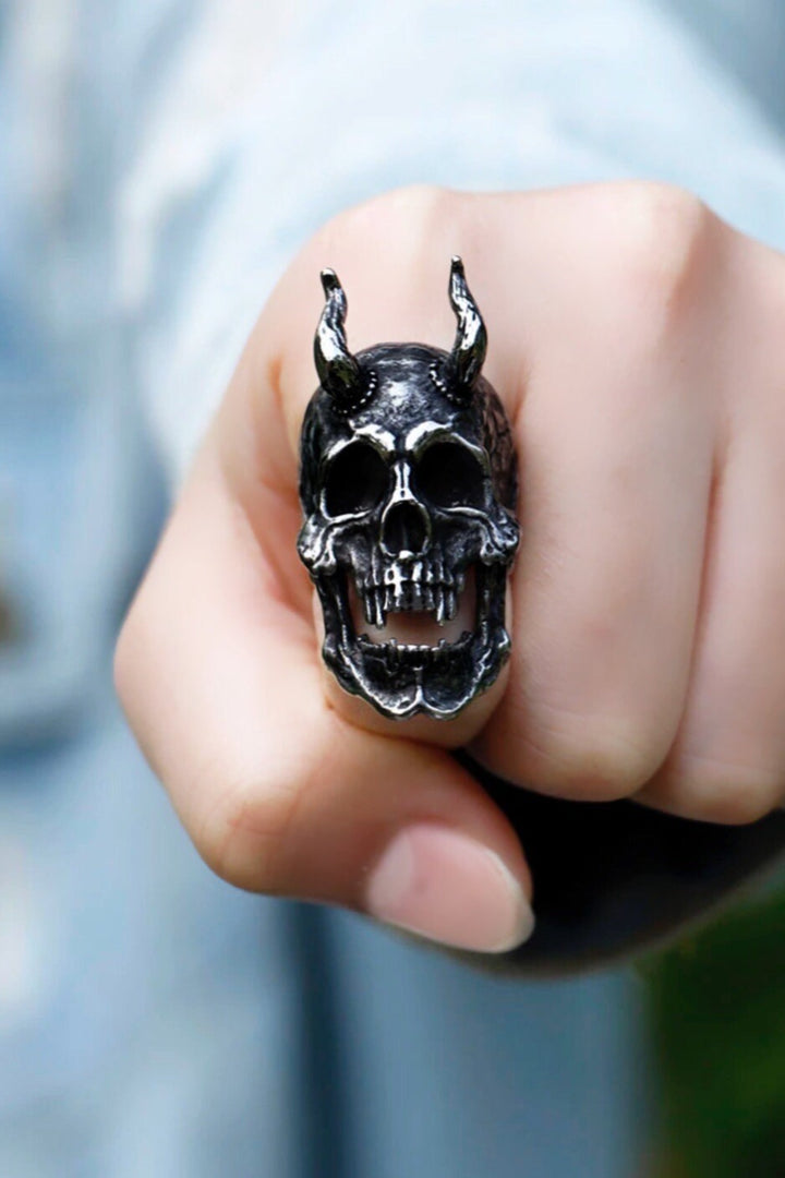 Skull Horn Stainless Steel Ring, Punk, Rock, Gothic theme Amulet Jewelry, Antique Silver Finish, Chunky Ring, Mens Silver Ring