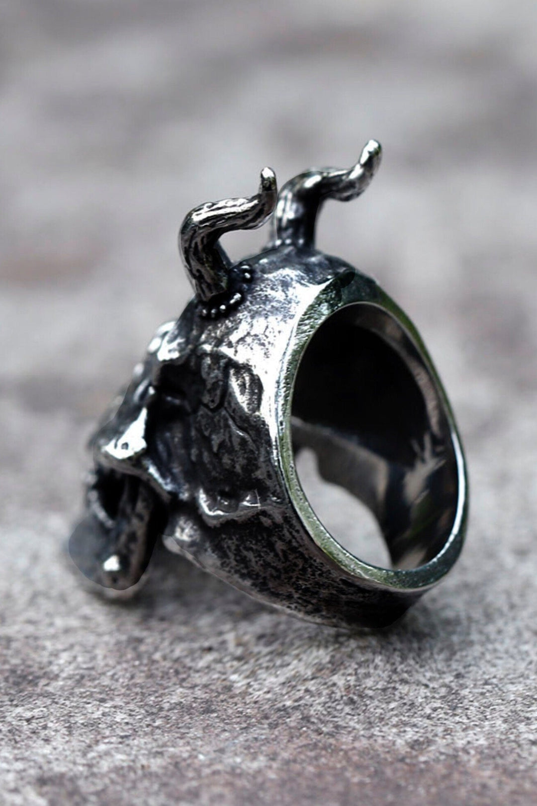 Skull Horn Stainless Steel Ring, Punk, Rock, Gothic theme Amulet Jewelry, Antique Silver Finish, Chunky Ring, Mens Silver Ring