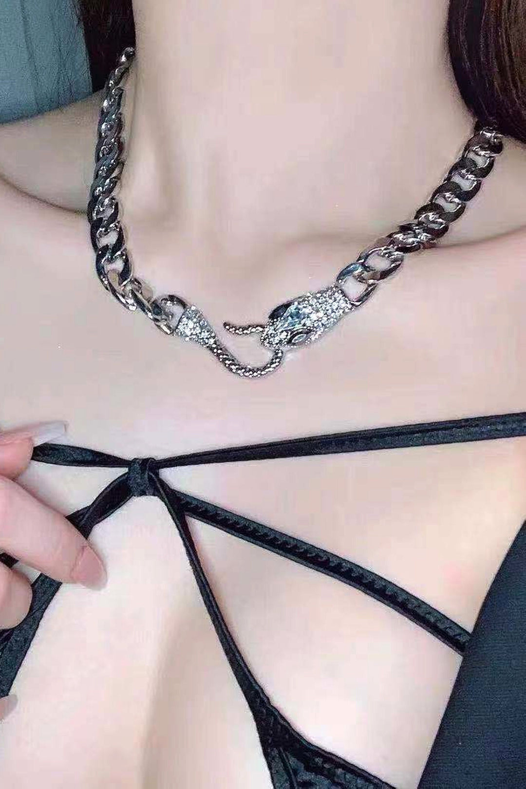 Rhinestone Crystal Encrusted Serpent Chunky Chain Necklace, Thick Chain Snake Choker, Clasp Closure, Available in Silver & Black  (48 Hour Dispatch)