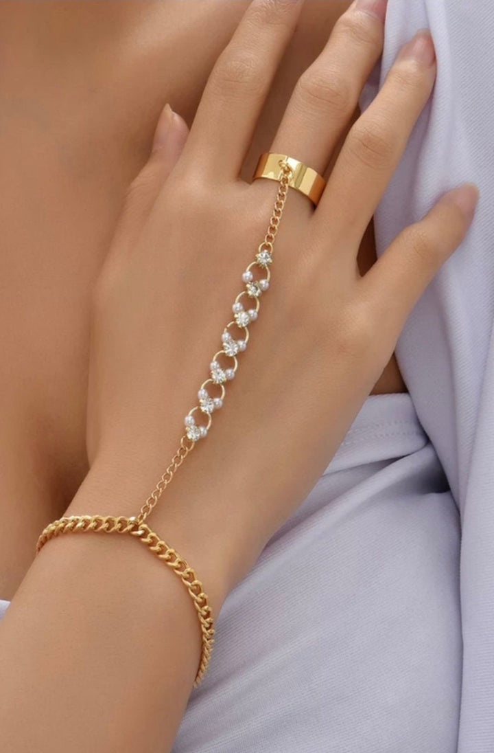 Rhinestone Pearl Chain Linked Finger Ring Bracelet Jewellery for Women Punk Cuban Chain Bracelet Link Hand Harness Lobster-claw-clasps (48 Hour Dispatch)