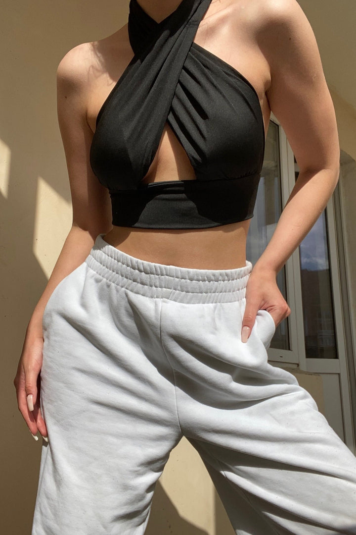 Black Crossover Halter Neck Crop Top, Black Cut Out Cropped Tee